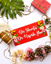 Load image into Gallery viewer, Couple and family wooden name plate with flowers