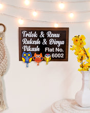 Load image into Gallery viewer, Couple and family wooden name plate with owls